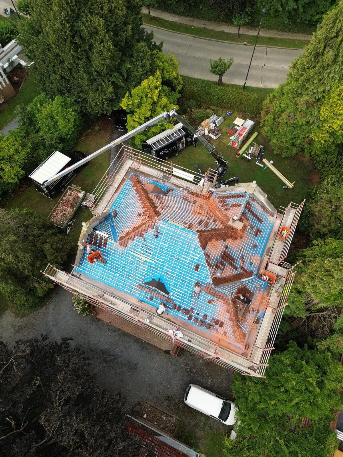 Totale dakrenovatie in Ronse – werf in uitvoering