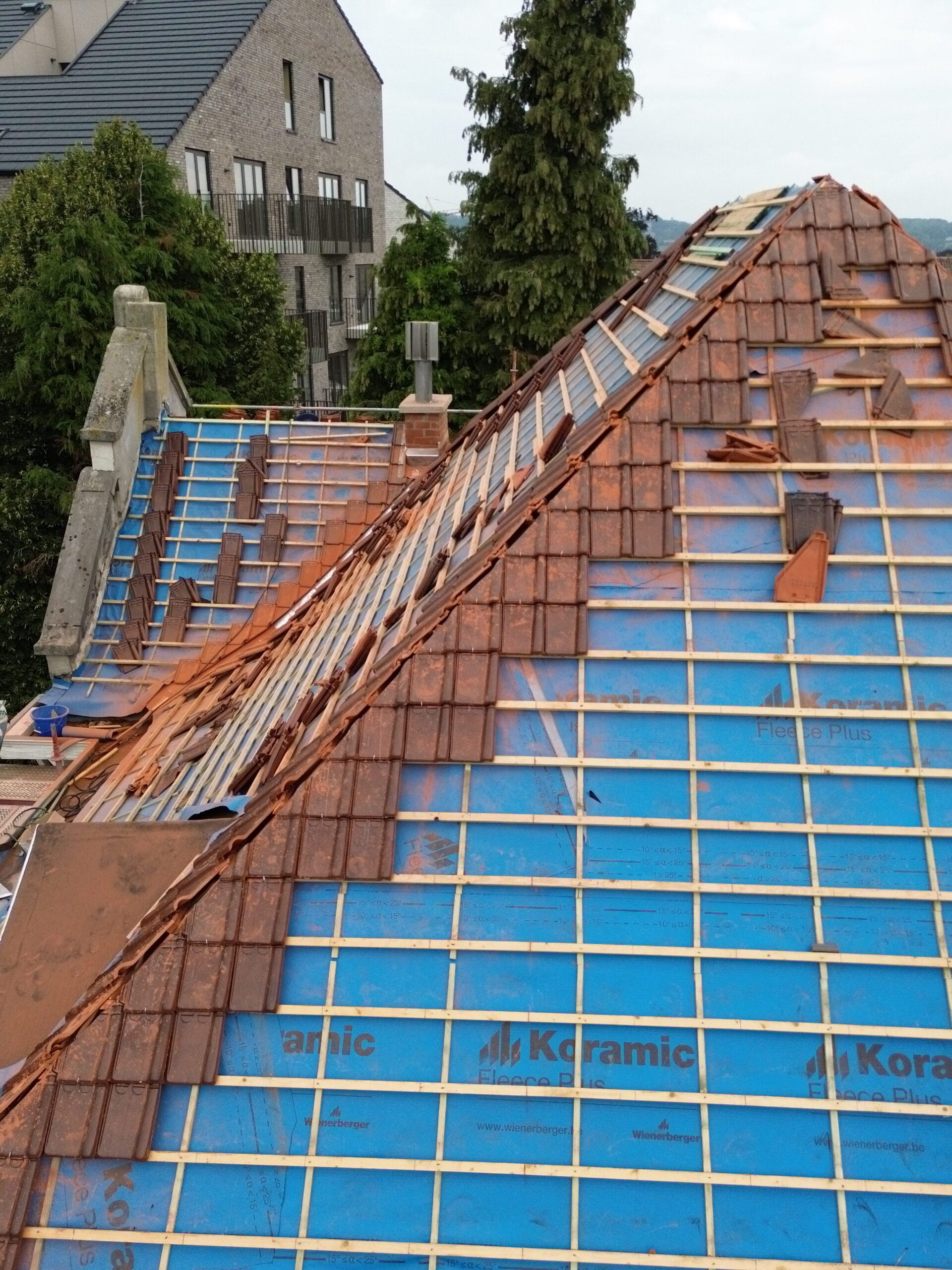Dakrenovatie Ronse – detail dakafwerking